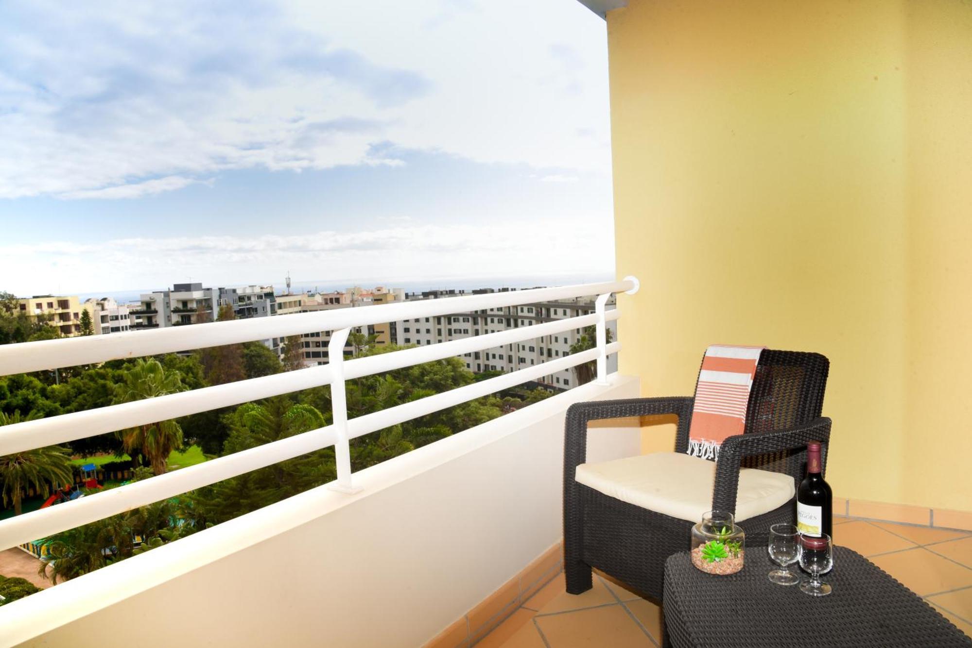 Green Pearl Apartment Funchal  Ngoại thất bức ảnh