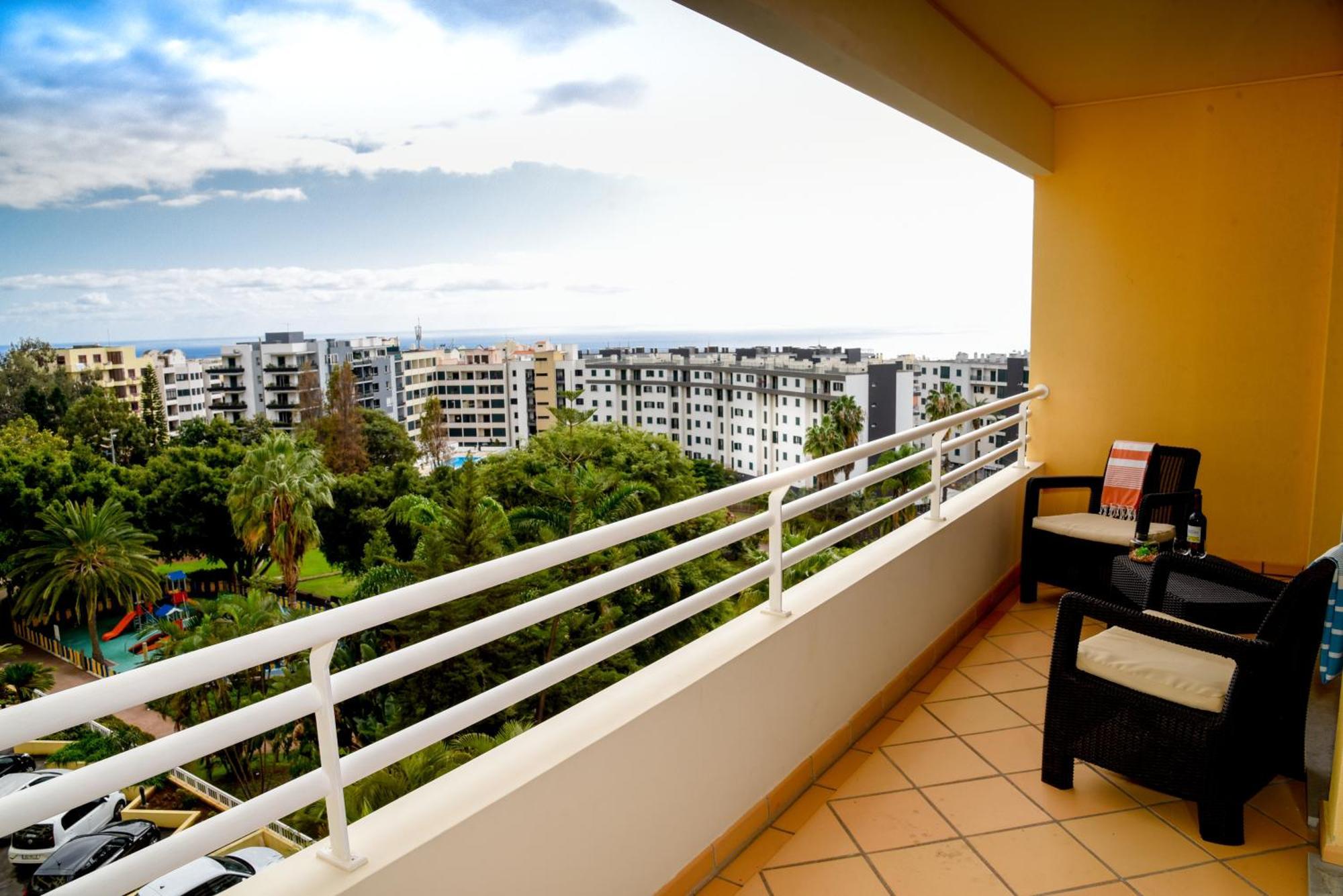 Green Pearl Apartment Funchal  Ngoại thất bức ảnh
